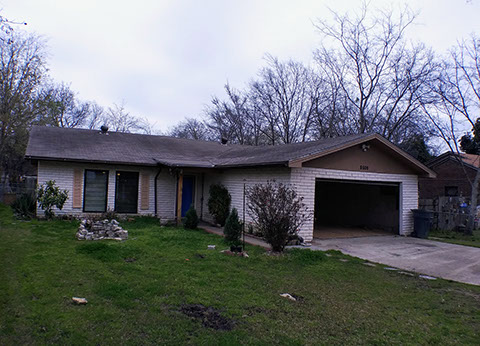 3 BEDROOMS  |  2 FULL BATHS  |  1,721 SQ FT  |  .27 ACRE HEATING: GAS HEATING: GAS AMENETIES / APPLIANCES: Dishwasher, Stove / Oven Hardwood Flo