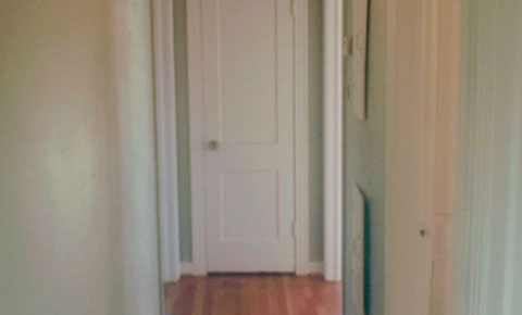 3 BEDROOMS  |  2 FULL BATHS  |  1,721 SQ FT  |  .27 ACRE HEATING: GAS HEATING: GAS AMENETIES / APPLIANCES: Dishwasher, Stove / Oven Hardwood Flo