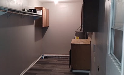 3 BEDROOMS&nbsp; |&nbsp; 2 FULL BATHS&nbsp; |&nbsp; 1,721 SQ FT&nbsp; |&nbsp; .27 ACRE HEATING: GAS HEATING: GAS AMENETIES / APPLIANCES: Dishwasher, Stove / Oven Hardwood Flo