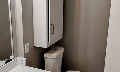 3 BEDROOMS&nbsp; |&nbsp; 2 FULL BATHS&nbsp; |&nbsp; 1,721 SQ FT&nbsp; |&nbsp; .27 ACRE HEATING: GAS HEATING: GAS AMENETIES / APPLIANCES: Dishwasher, Stove / Oven Hardwood Flo