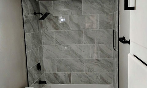 3 BEDROOMS&nbsp; |&nbsp; 2 FULL BATHS&nbsp; |&nbsp; 1,721 SQ FT&nbsp; |&nbsp; .27 ACRE HEATING: GAS HEATING: GAS AMENETIES / APPLIANCES: Dishwasher, Stove / Oven Hardwood Flo